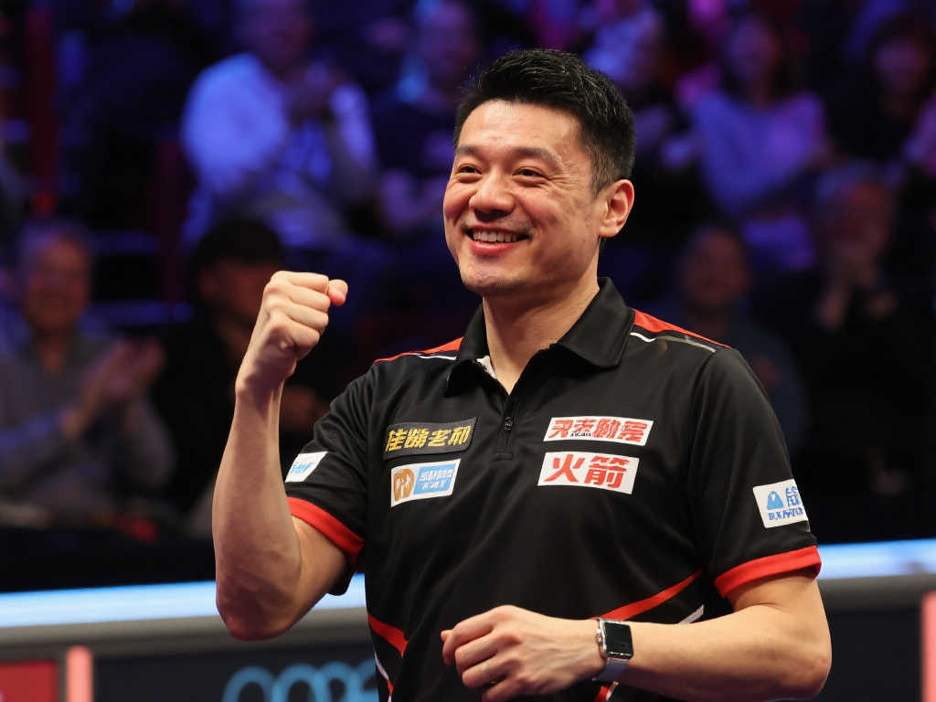 界充滿了對 界充滿了對